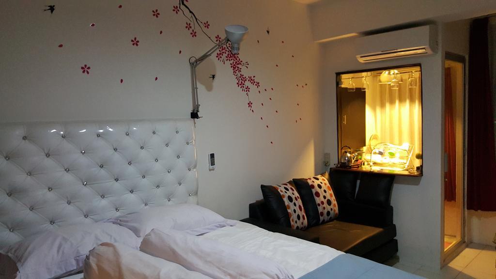 RedDoorz Apartment @ Emerald Towers Bandung Exterior foto